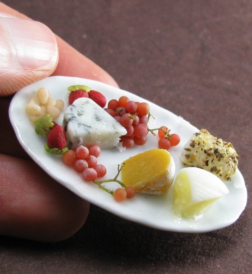 miniature cheese